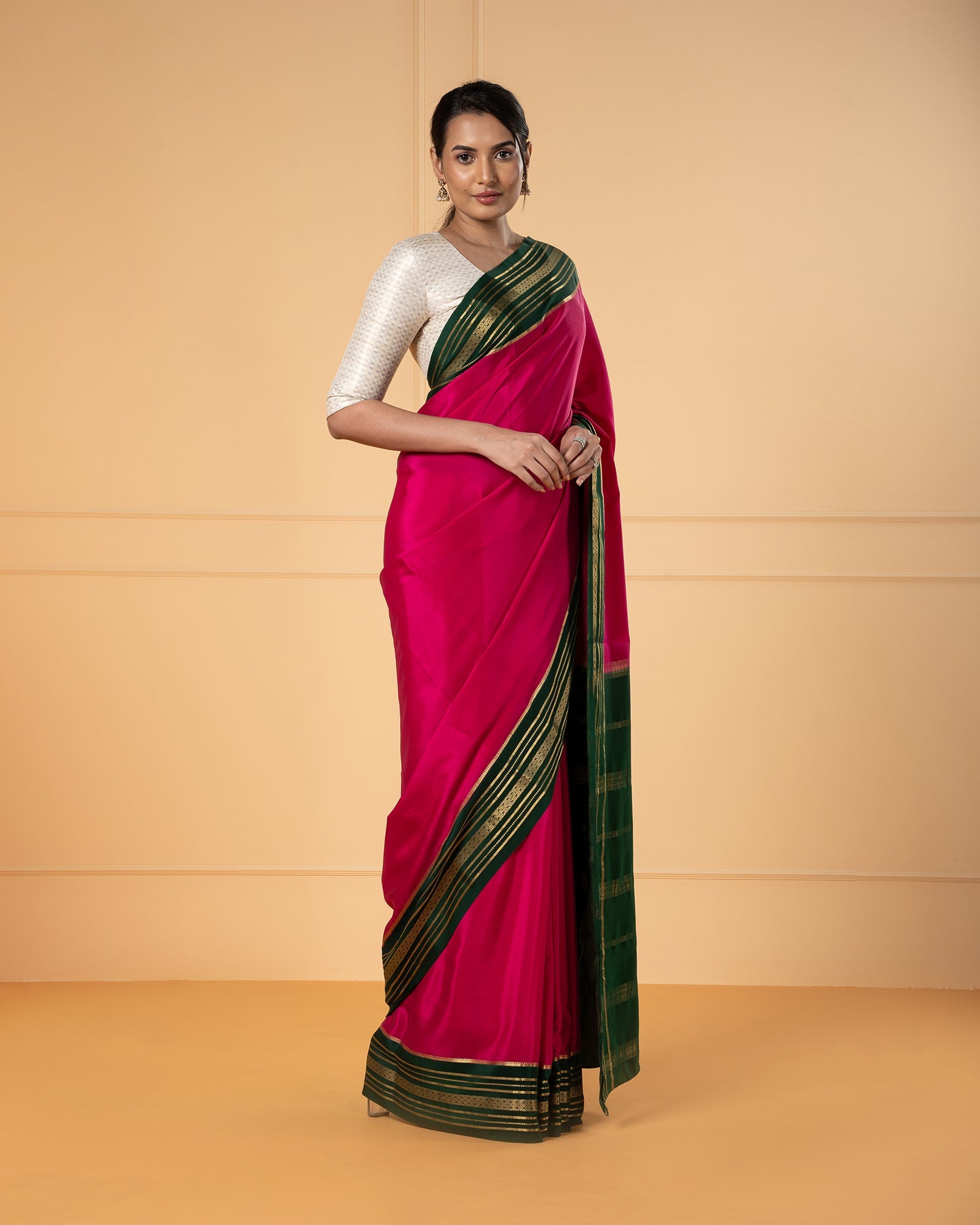 Buy Flip The Style Women Black Solid or Plain Crepe, Satin Banarasi Saree,  5.5 m Online at Best Prices in India - JioMart.